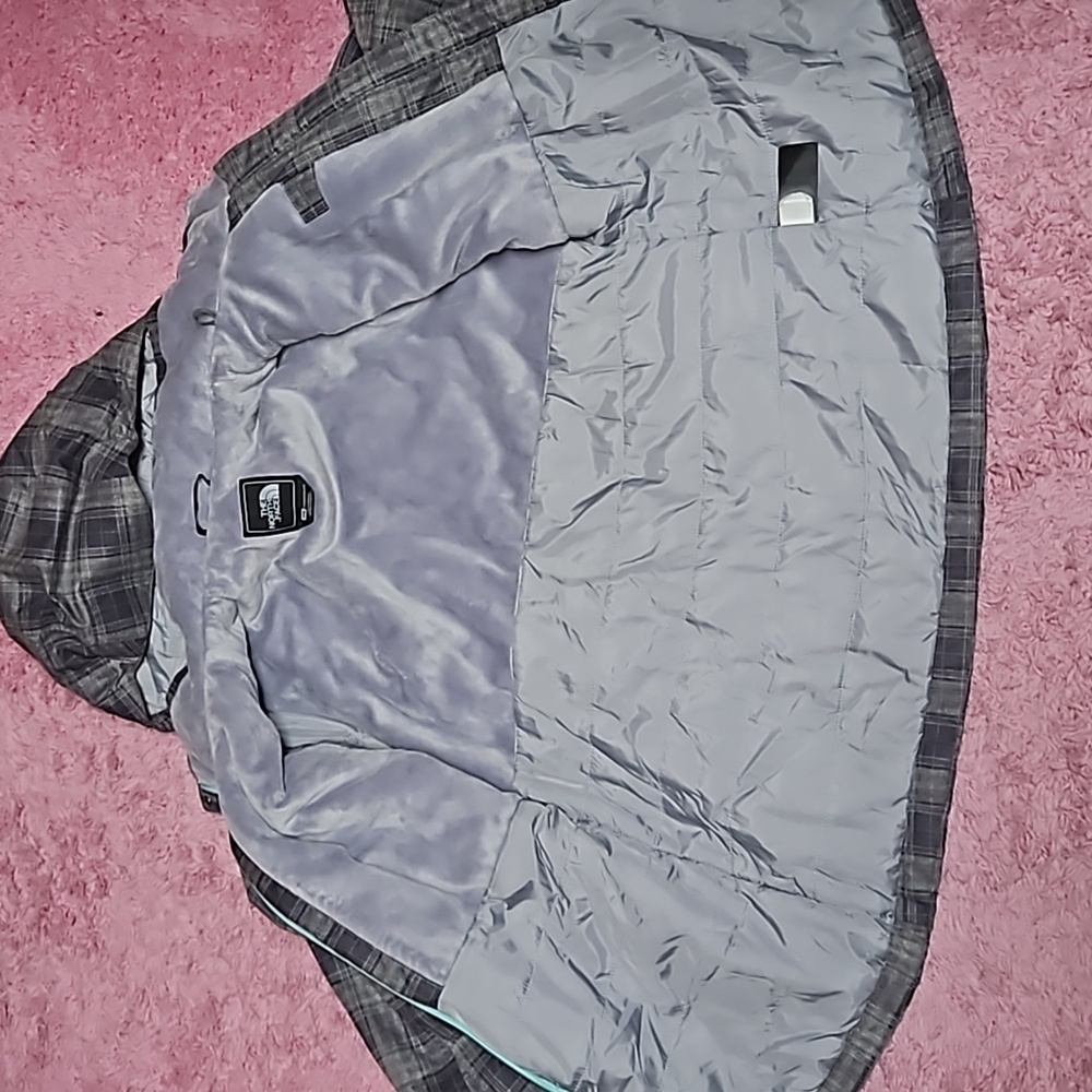 The North Face Plaid Winter Jacket M - Picture 16 of 16